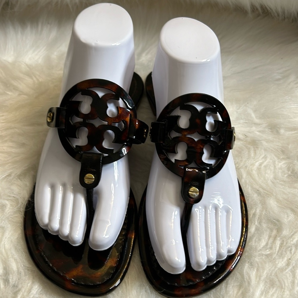 TORY BURCH MILLER TORTIOSE SZ 8
